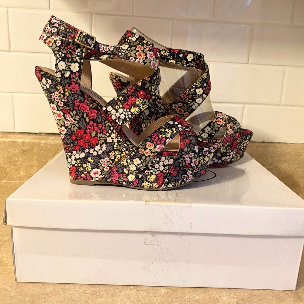 Steve Madden Multicolor Floral Wedge Sandals